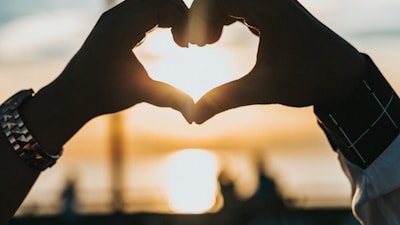 每日大瓜：网红情侣分手撕逼全记录，男方出轨证据曝光